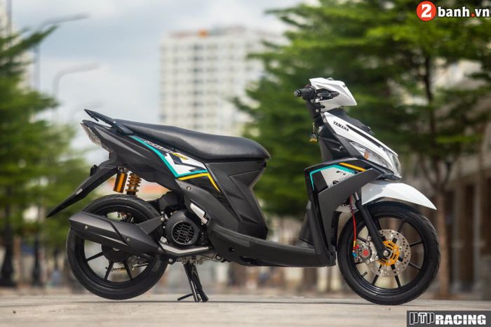 Modifikasi Yamaha Mio M3 yang impresif