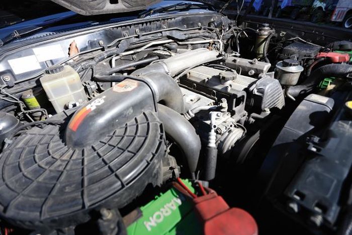 Mesin HZ dipasangkan turbo aftermarket dari Safari 4x4