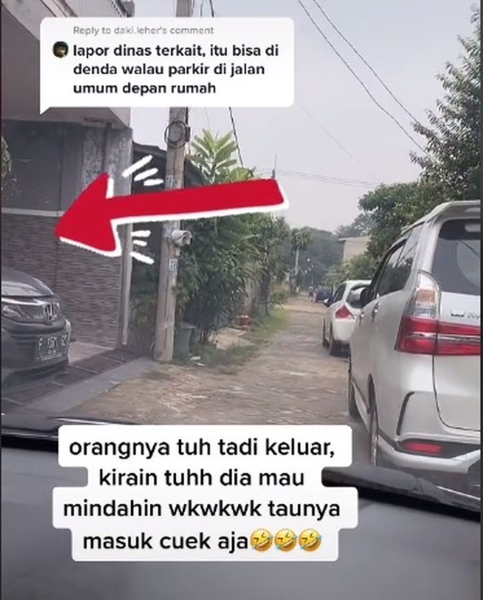 tangkapan layar TikTok @vanessadralivi yang memperlihatkan mobil tetangga menutupi akses garai