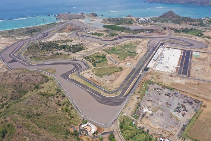 WorldSBK Indonesia 2021 tinggal tiga minggu lagi, sirkuit Mandalika kebut pembangunan gedung pit, tribun, dan fasilitas lainnya