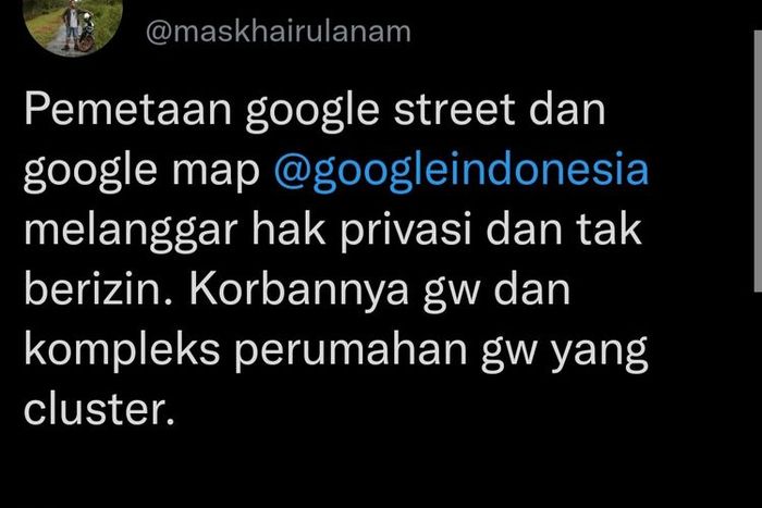 Cuitan Twitter akun @maskhairulanam tentang keluhannya mobil Google Maps foto kompleks perumahan secara sembarangan