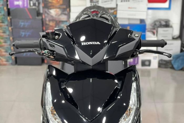 Tuas rem belakang mengandalkan produk TWM