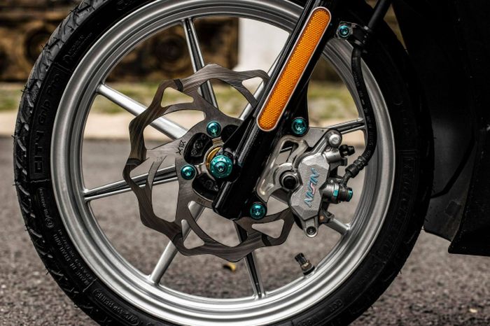 Pelek pakai RCB, pengereman depan makin istimewa