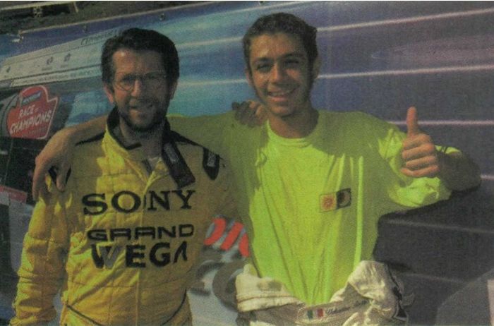 Graziano Rossi (kiri) ayah Valentino Rossi (kanan) yang juga seorang pembalap