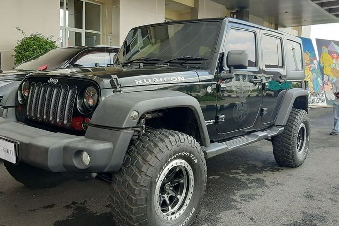 Barang bukti Jeep Wrangler Rubicon milik Veri yang dicuri pelaku yang diotaki tahanan Rutan Polda Metro Jaya