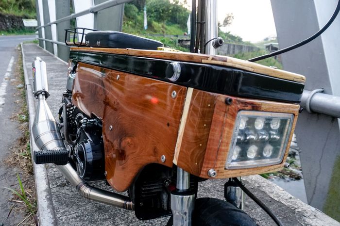 rangka, bodi, hingga swingarm merupakan hasil kustom