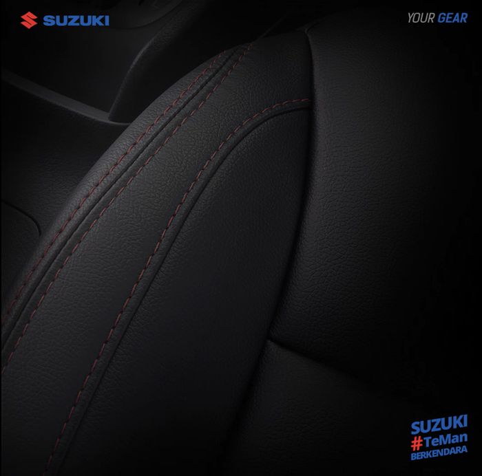 Calon mobil terbaru dari Suzuki ini akan menggunakan jok kulit hitam dengan jahitan merah.