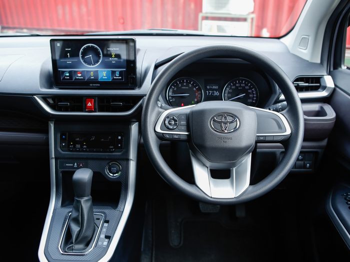 Interior Toyota Avanza terbaru