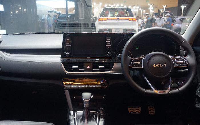Interior Kia Seltos GT Line.