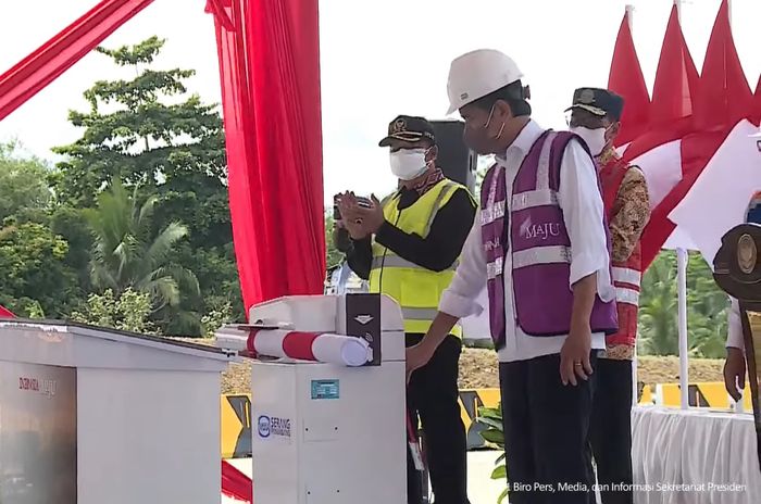 Prosesi peresmian jalan tol Serang-Panimbang Seksi 1 Serang-Rangkasbitung oleh Presiden RI Joko Widodo.