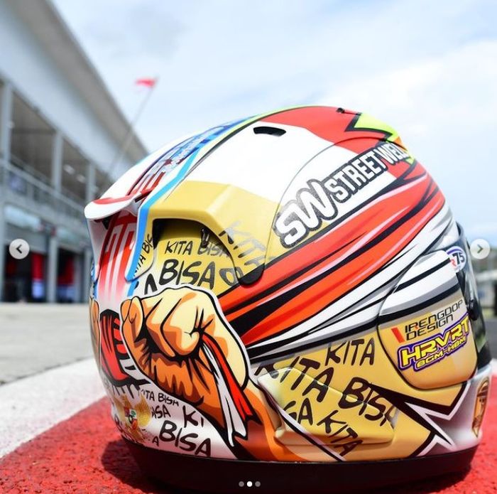 Helm spesial yang bakal dipakai Galang Hendra.
