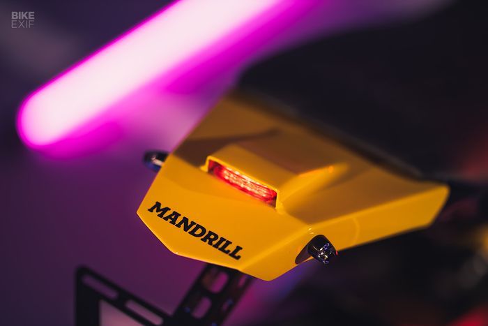 Subframe dirombak dan dipasangi buntut mungil