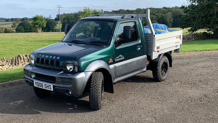 Modifikasi Suzuki Jimny Wide berubah bentuk menjadi pikap keren