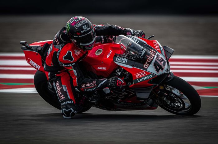 Scott Redding menggunakan motor Ducati Panigale V4 R di ajang WorldSBK Indonesia 2021