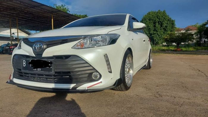 Toyota Limo modifikasi Vios facelift Thailand