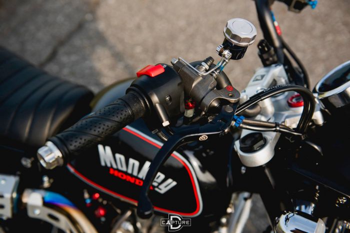 Area kokpit mendapatkan beberapa ubahan istimewa