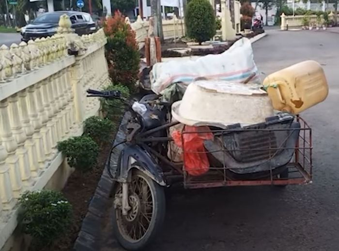 Becak motor yang ditabrak Mitsubishi Pajero Sport di Aceh Tamiang