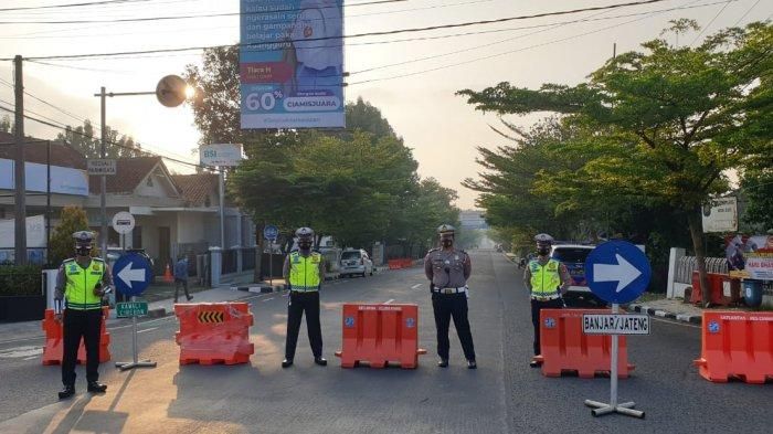 Penyekatan menuju alun-alun Ciamis, (3/7/21) lalu