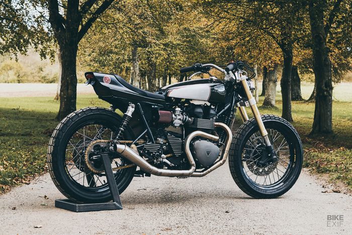 Triumph Thruxton 900 street tracker yang apik