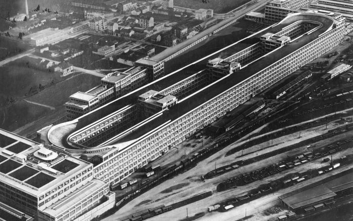 Lingotto Factory, pabrik Fiat Automobiles di daerah Turin, Italia.