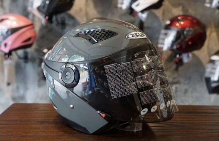 Zeus ZS-610 Double Visor