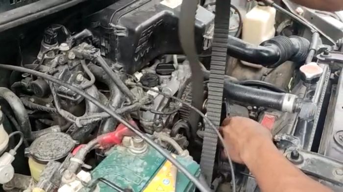 Timing belt Daihatsu Xenia Li putus