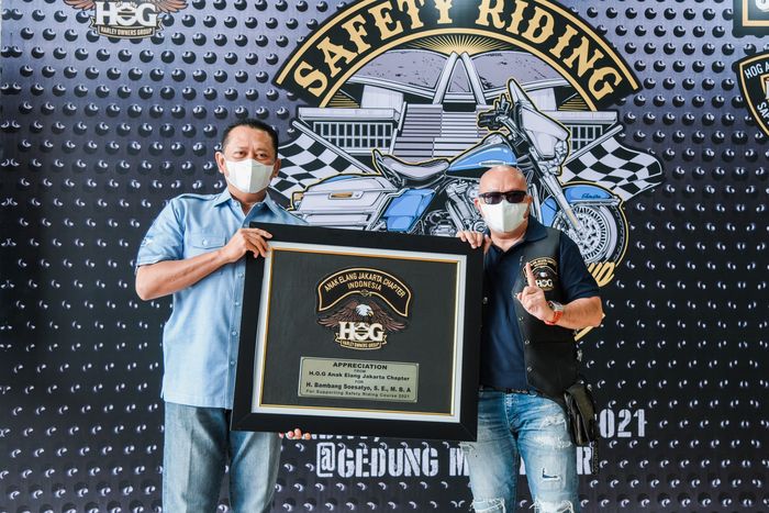 Anak Elang Harley-Davidson of Jakarta, menggelar Motorcycle Safety Riding Training di Kompleks MPR/DPR RI 