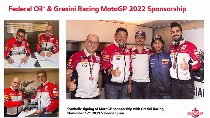 Federal Oil dan Gresini Racing secara simbolis menandatangani kontrak kerjasama selepas MotoGP Valencia 2021.