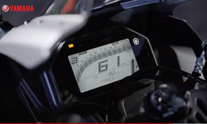 Speedometer R15M punya 2 tampilan, Street Mode dan Track Mode