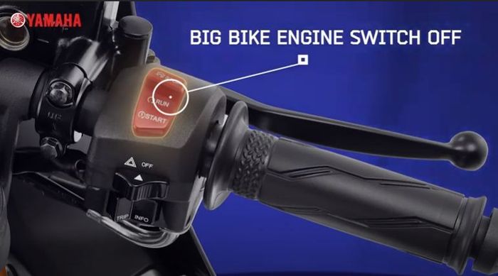 R15M punya Big Bike Engine Siwtch Off, yaitu engine cut off yang menyatu dengan tombol starter