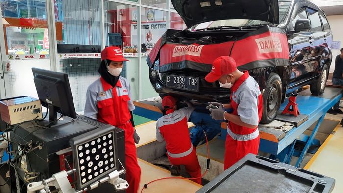 Fasilitas Daihatsu Skill School Center selain sebagai tempat belajar jadi teknisi, juga berfungsi sebagai bengkel umum