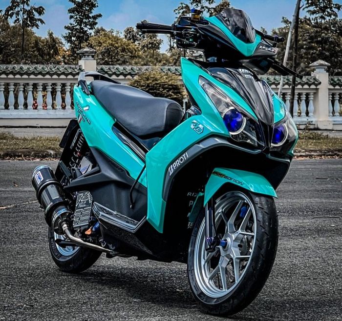 Modifikasi Honda Air Blade 125 yang istimewa