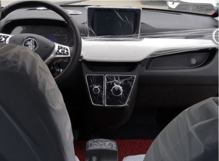 Interior mobil listrik EBU SM-1.