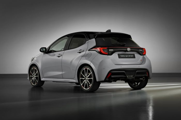 Toyota Yaris GR Sport versi Eropa merupakan generasi XP210.