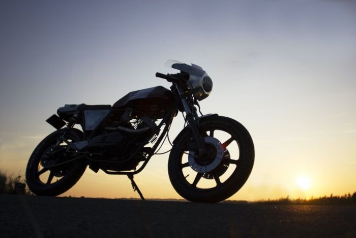 Moto Morini K2 cafe racer yang keren