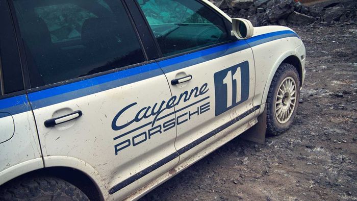 Pelek model rally buktikan Cayenne siap dimodifikasi