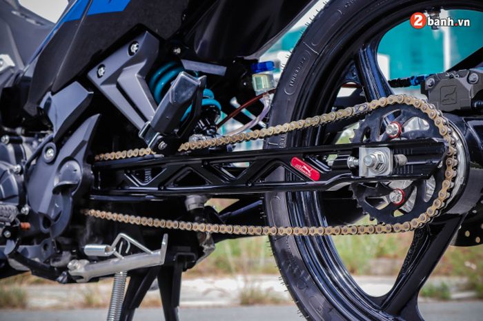 Swingarm dan suspensi belakang turut dimaksimalkan