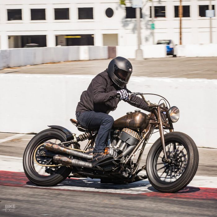 Indian Chief bobber yang begitu keren dan sangar