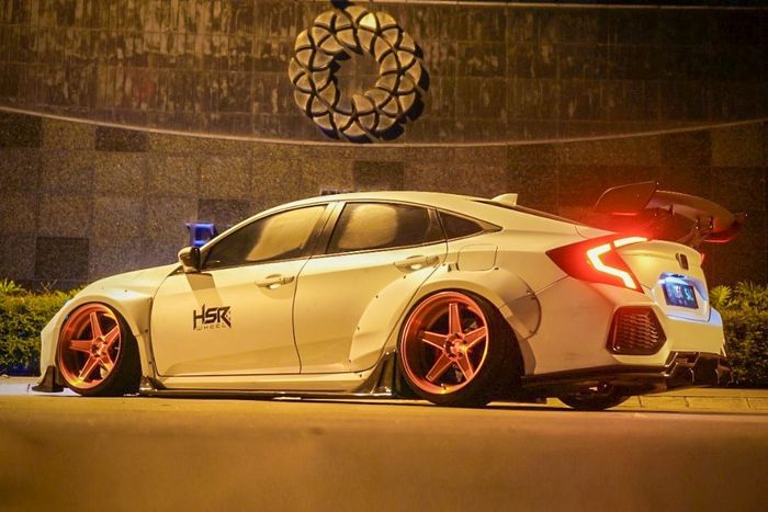 Buritan Honda Civic Turbo 2016 makin sangar berkat wing spoiler