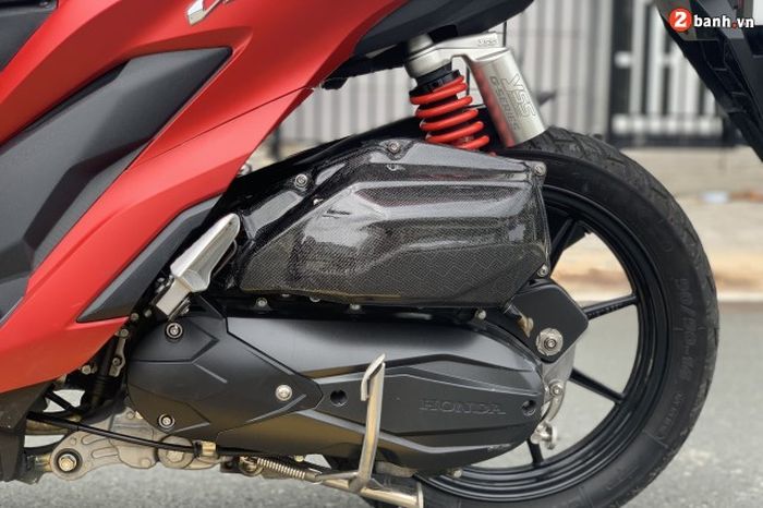 Suspensi belakang diganti dengan shock YSS