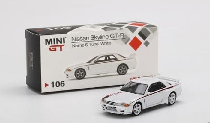 OtoToys diecast Nissan Skyline GT-R R32 versi Nismo bikinan Mini GT.