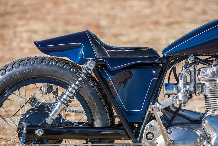 Swingarm dibuatkan baru dengan ukuran cukup kekar