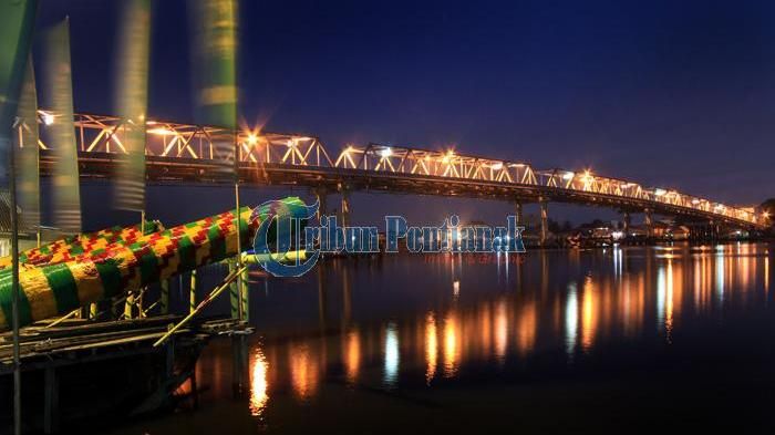 Jembatan Sungai Kapuas Pontianak