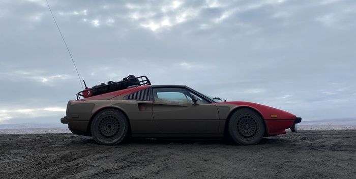 Ferrari 308 GTSi milik Brian Whalen.