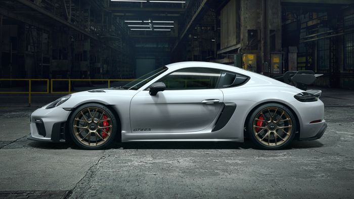 Ilustrasi Porsche 718 Cayman GT4 RS pada konfigurator Porsche.