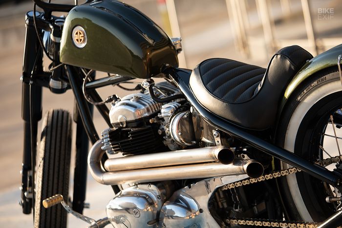 Bodi-bodi cukup minimalis dan elegan