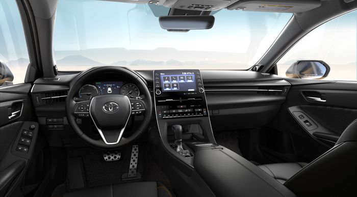 Interior Toyota Avalon XSE Hybrid Nightshade.
