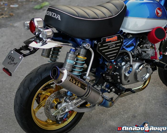 Suspensi belakang diganti dengan shock Nitron