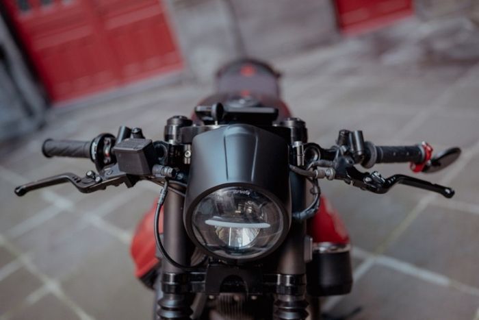 Headlamp dan kontrol diganti semua