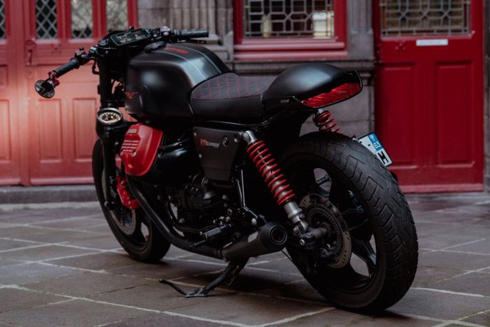 Moto Guzzi v7 Racer